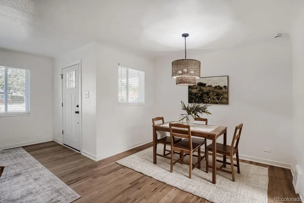 2985 Ivanhoe Street Denver CO 80207