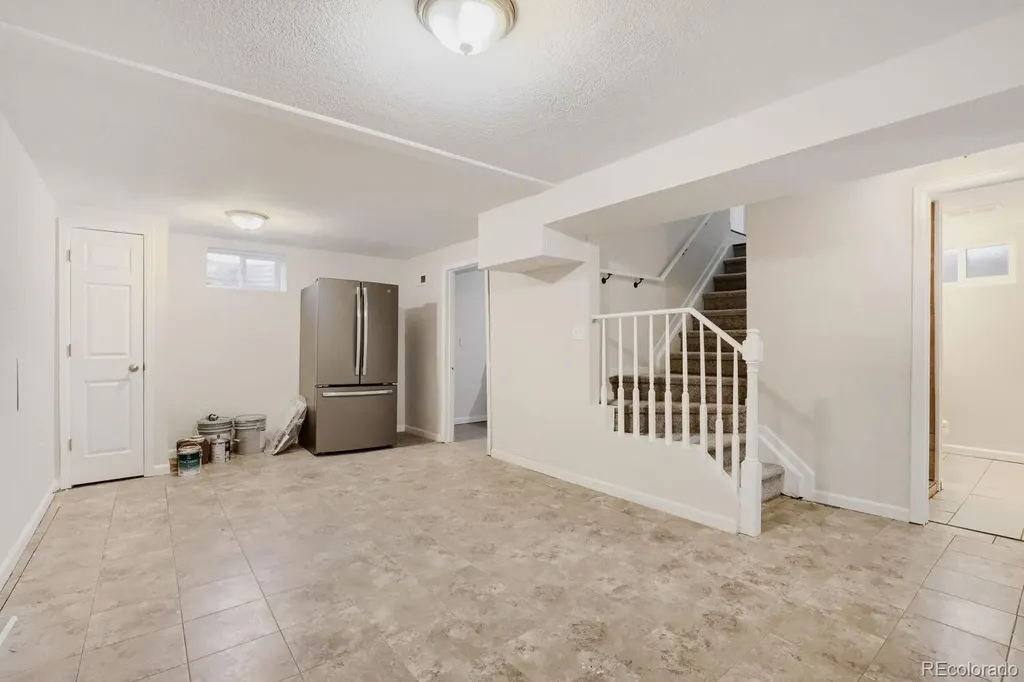 8560 Essex Street Denver CO 80229