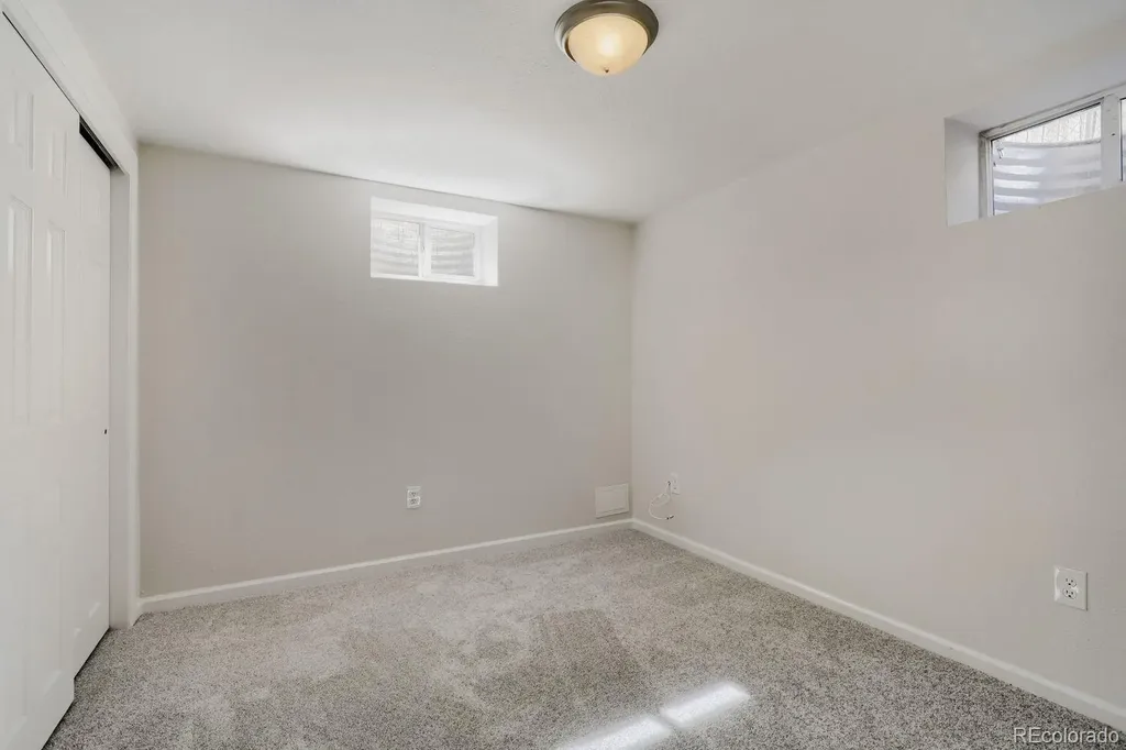 8560 Essex Street Denver CO 80229