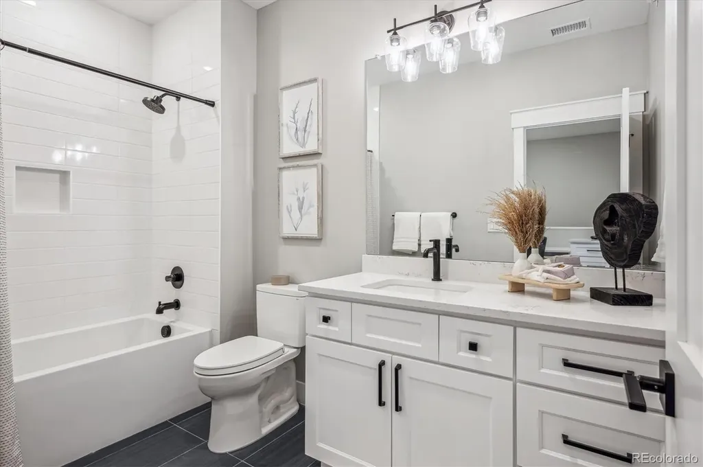 364 E Orchard Road Centennial CO 80121