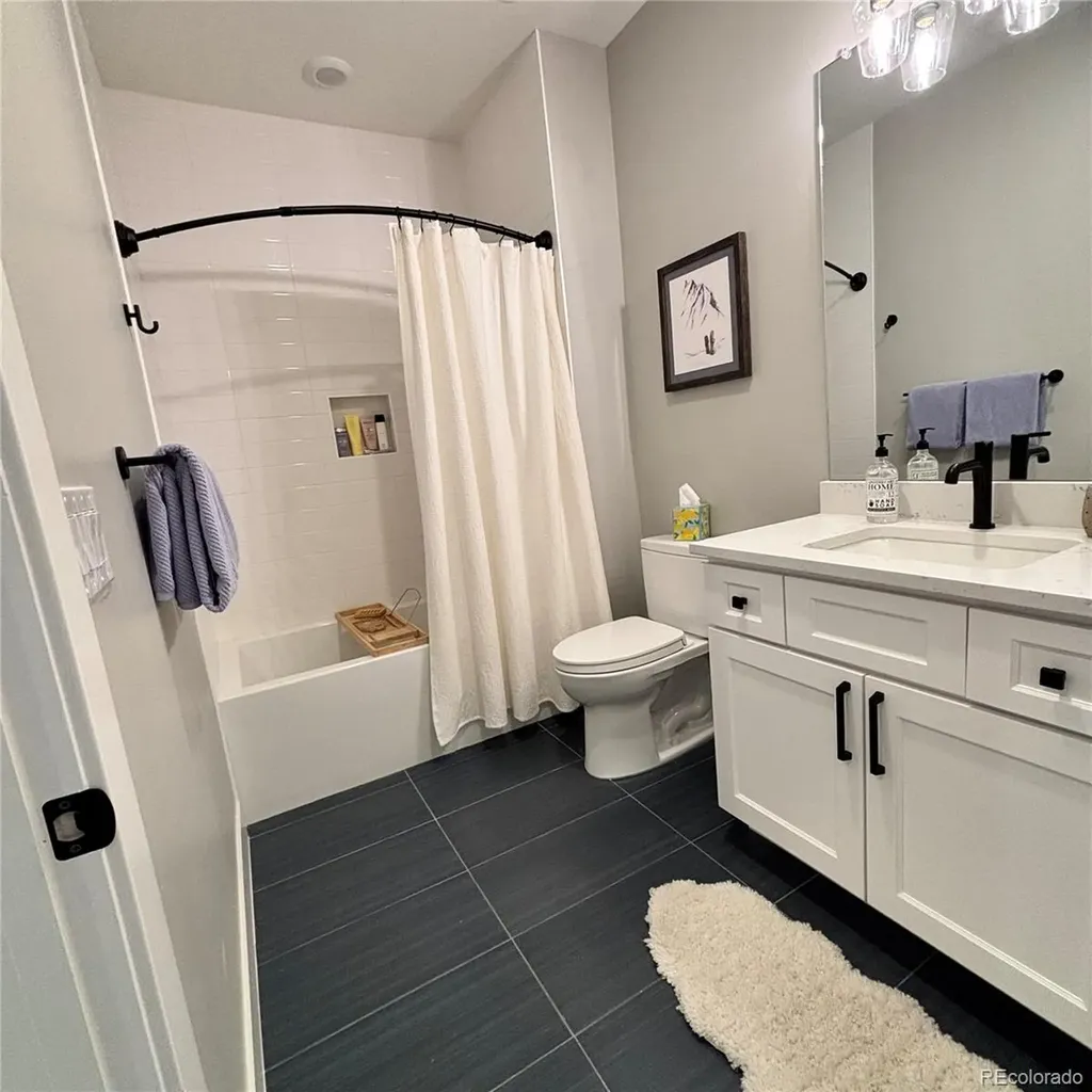 364 E Orchard Road Centennial CO 80121