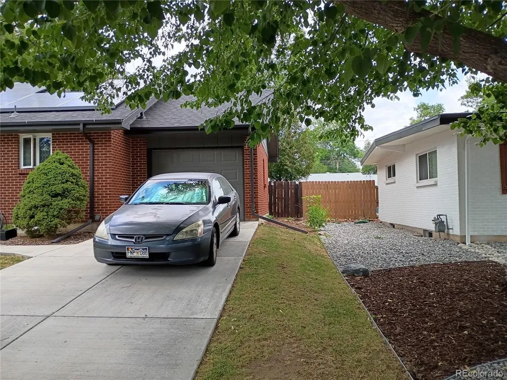 6521 S Cedar Street Littleton CO 80120