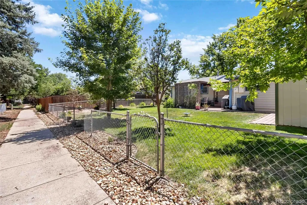 3276 S Hoyt Way Denver CO 80227