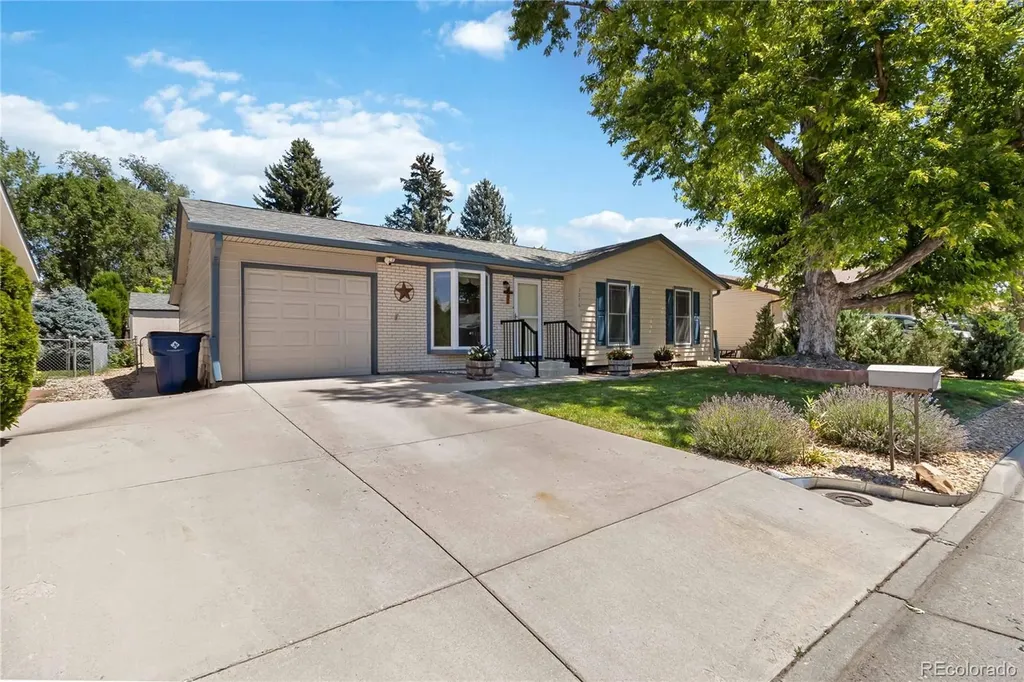 3276 S Hoyt Way Denver CO 80227