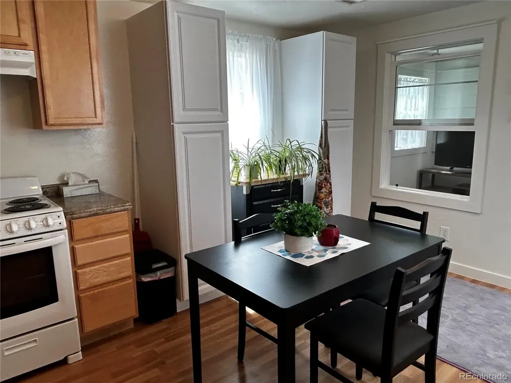 325 E Main Silver Cliff CO 81252