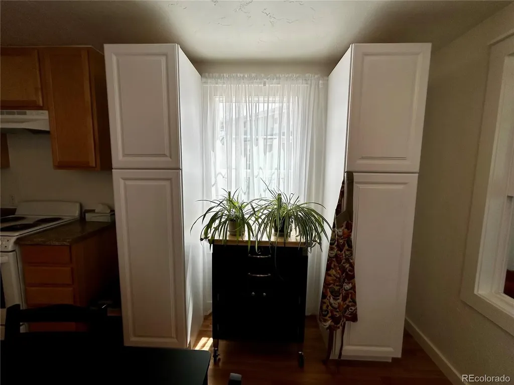325 E Main Silver Cliff CO 81252