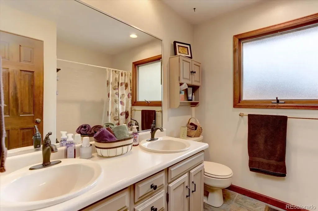 11263 Quivas Loop Denver CO 80234
