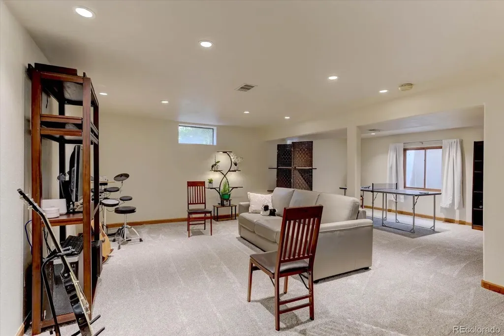11263 Quivas Loop Denver CO 80234