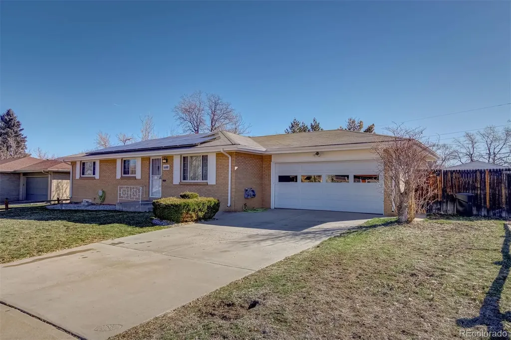 6688 S Wellington Court Centennial CO 80121