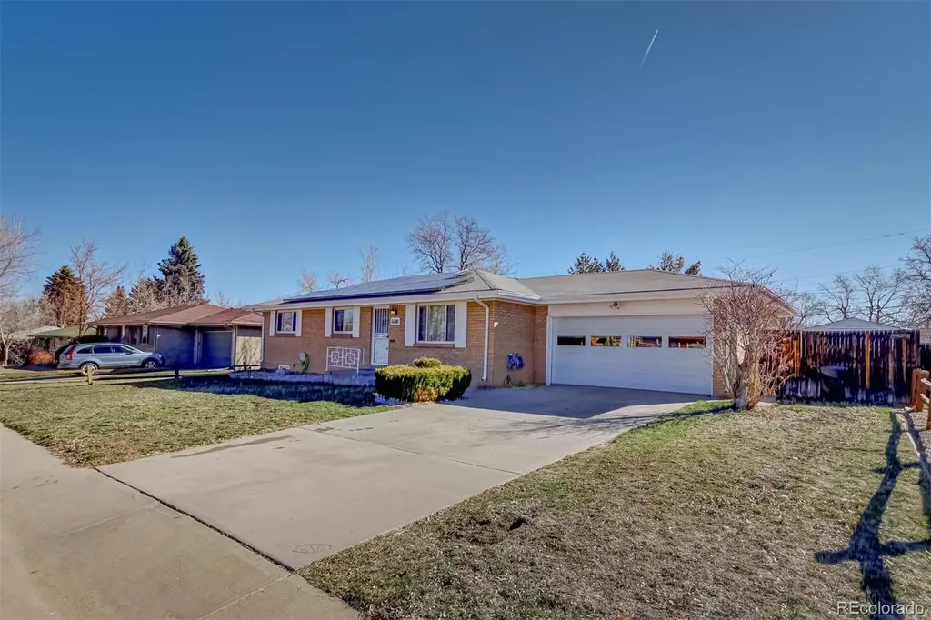 6688 S Wellington Court Centennial CO 80121