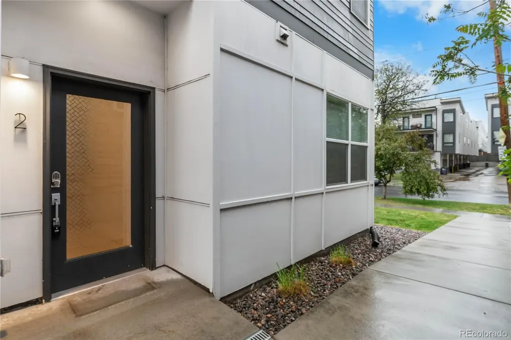1826 Irving Street Denver CO 80204