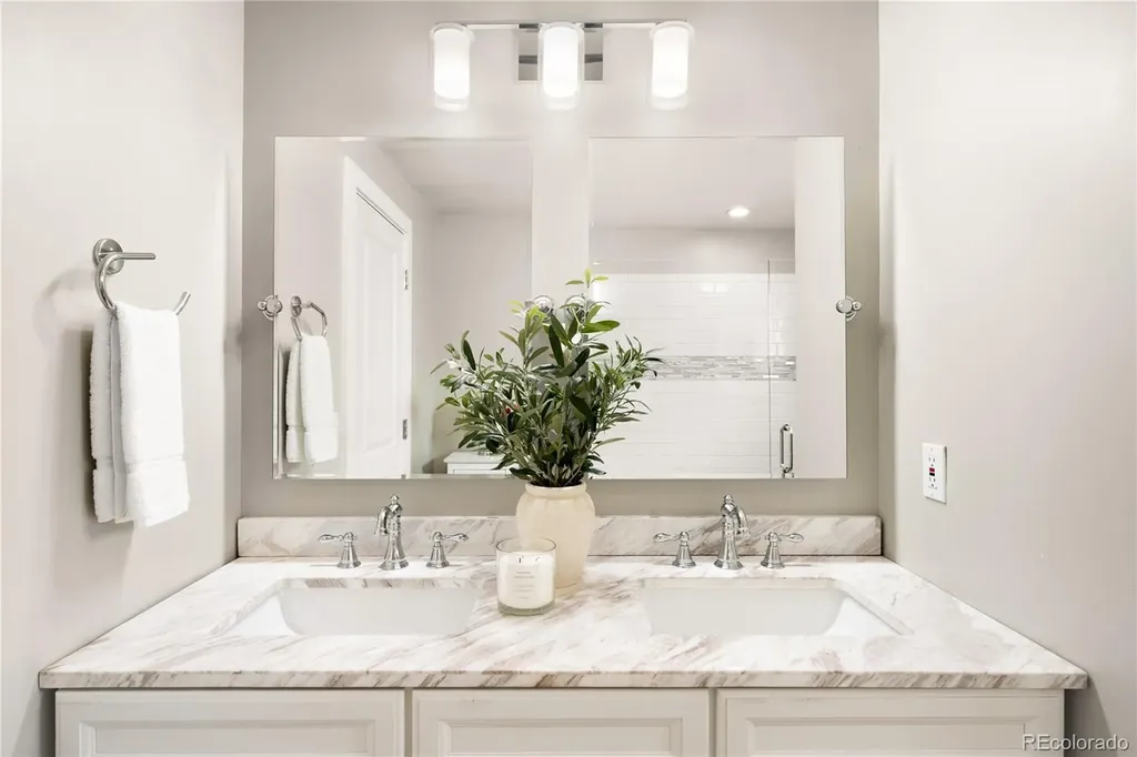7270 E Euclid Drive Centennial CO 80111