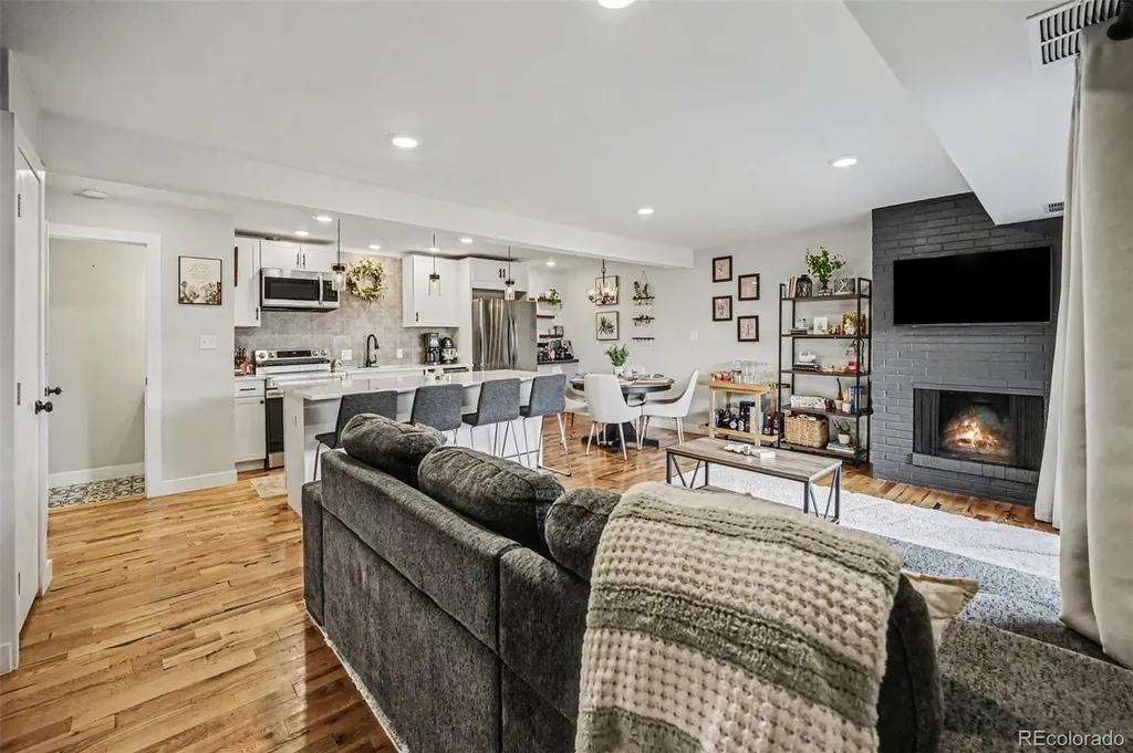 7995 E Mississippi Avenue Denver CO 80247