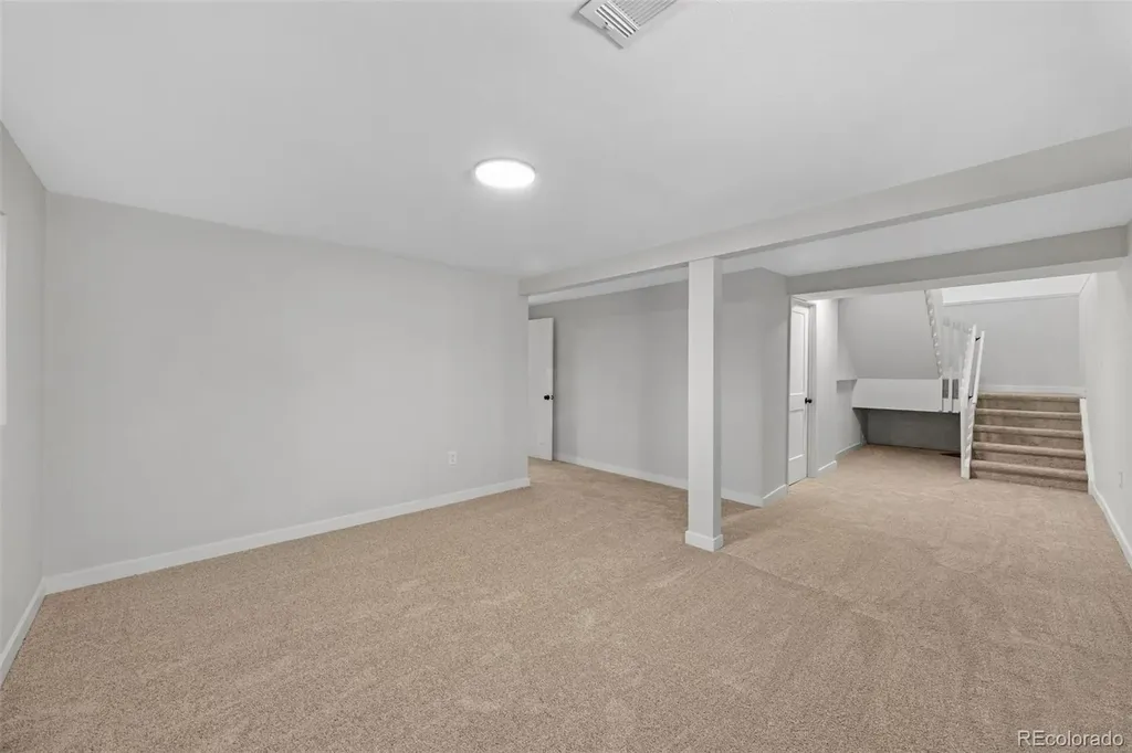 2355 W Hillside Avenue Englewood CO 80110