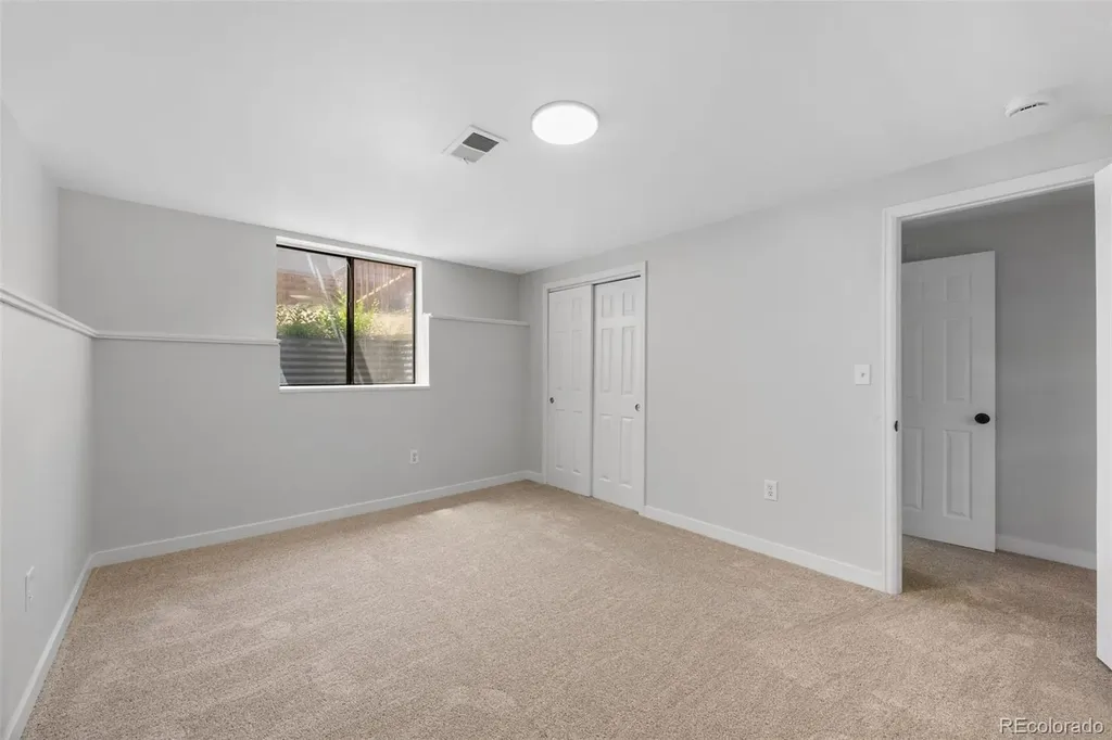 2355 W Hillside Avenue Englewood CO 80110