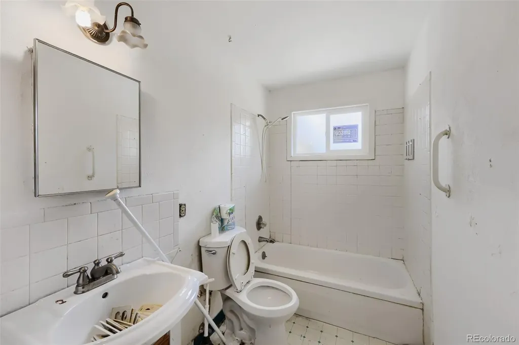 116 Ash Avenue Castle Rock CO 80104