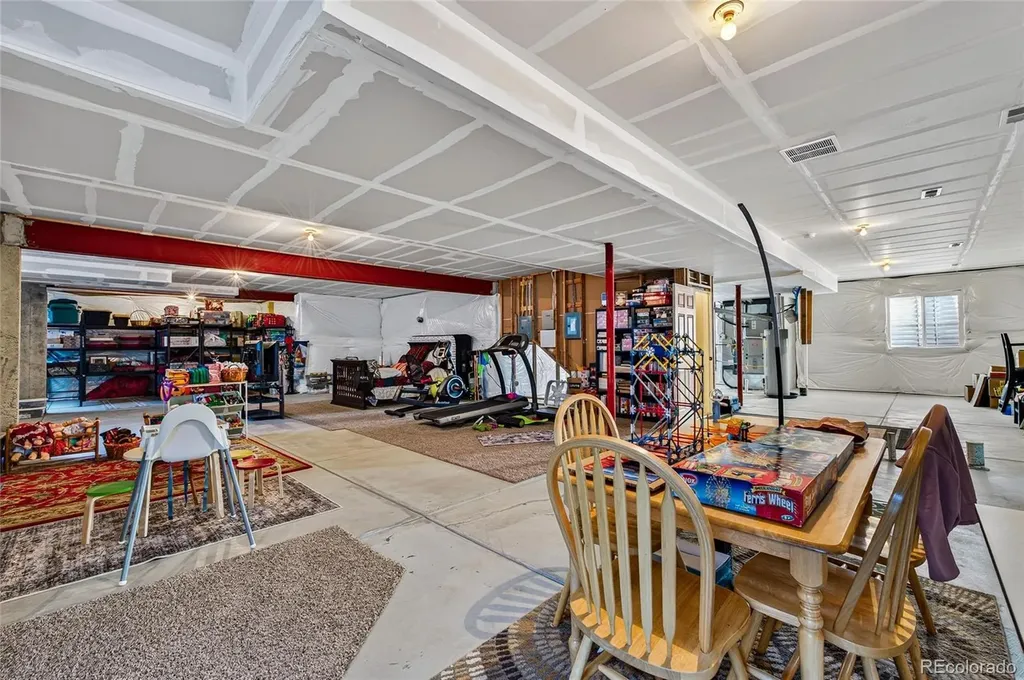8711 Tack Street Longmont CO 80504