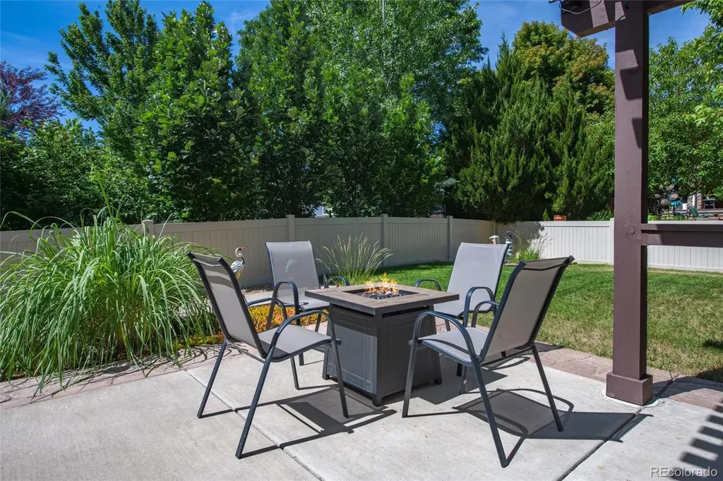 8711 Tack Street Longmont CO 80504