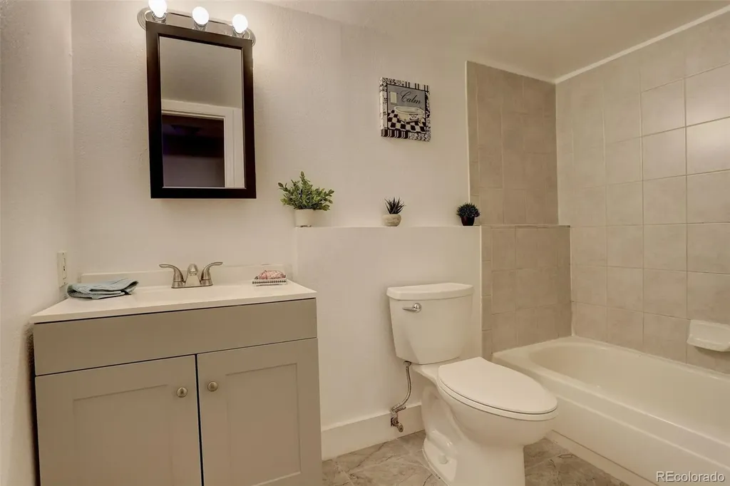 14602 E 2nd Avenue Aurora CO 80011