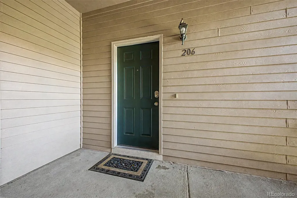 8496 S Hoyt Way Littleton CO 80128