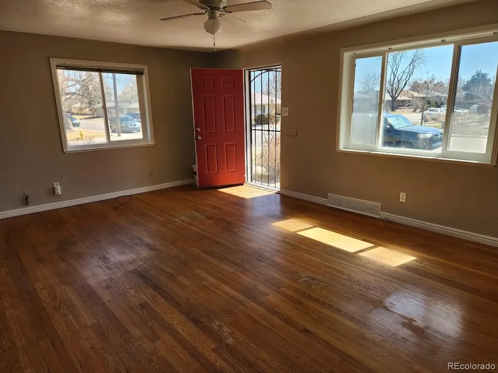 5455 E 36th Avenue Denver CO 80207