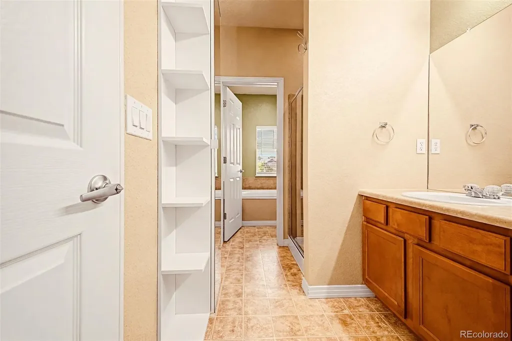9494 Ashbury Circle Parker CO 80134