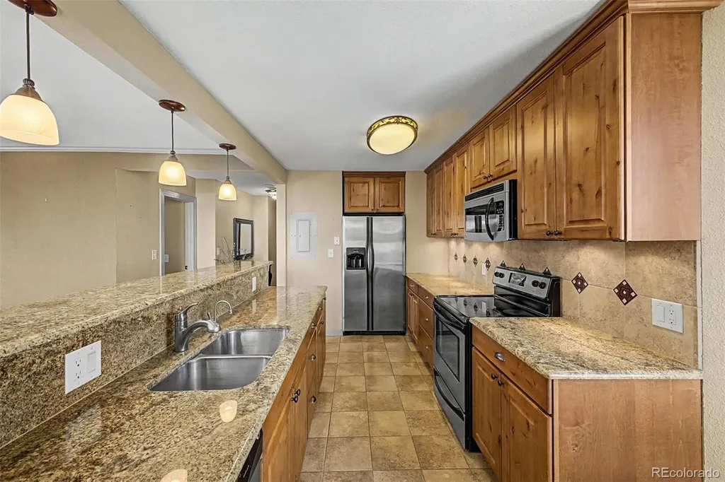 1625 Larimer Street Denver CO 80202