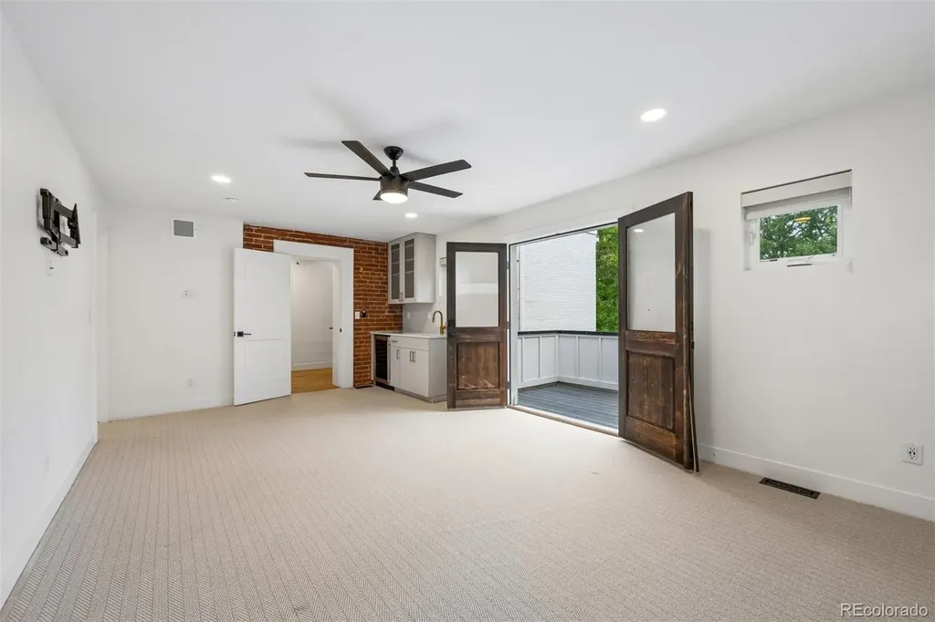 2227 N Clarkson Street Denver CO 80205