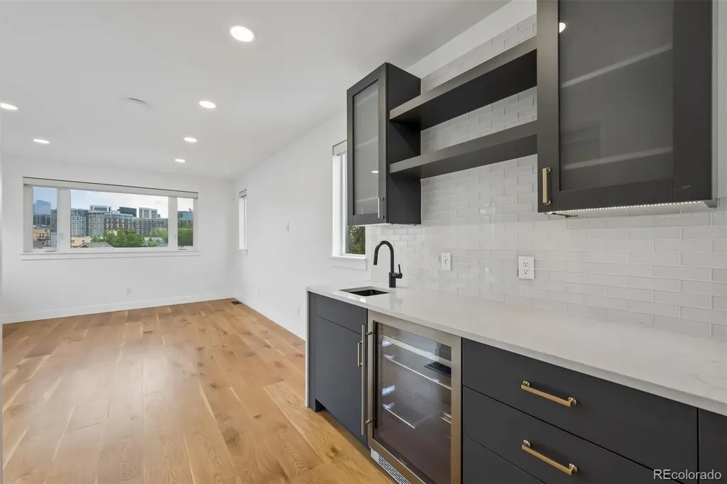 2227 N Clarkson Street Denver CO 80205