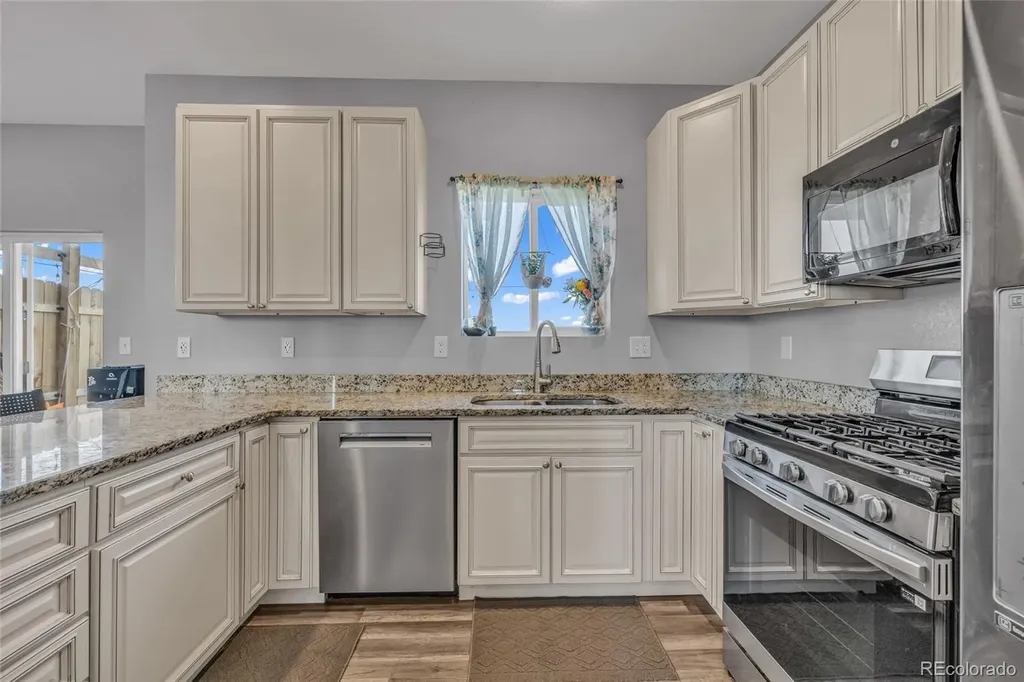 424 S 3rd Avenue Deer Trail CO 80105