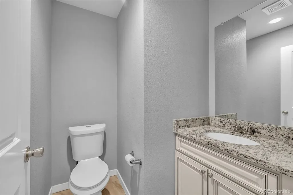 424 S 3rd Avenue Deer Trail CO 80105