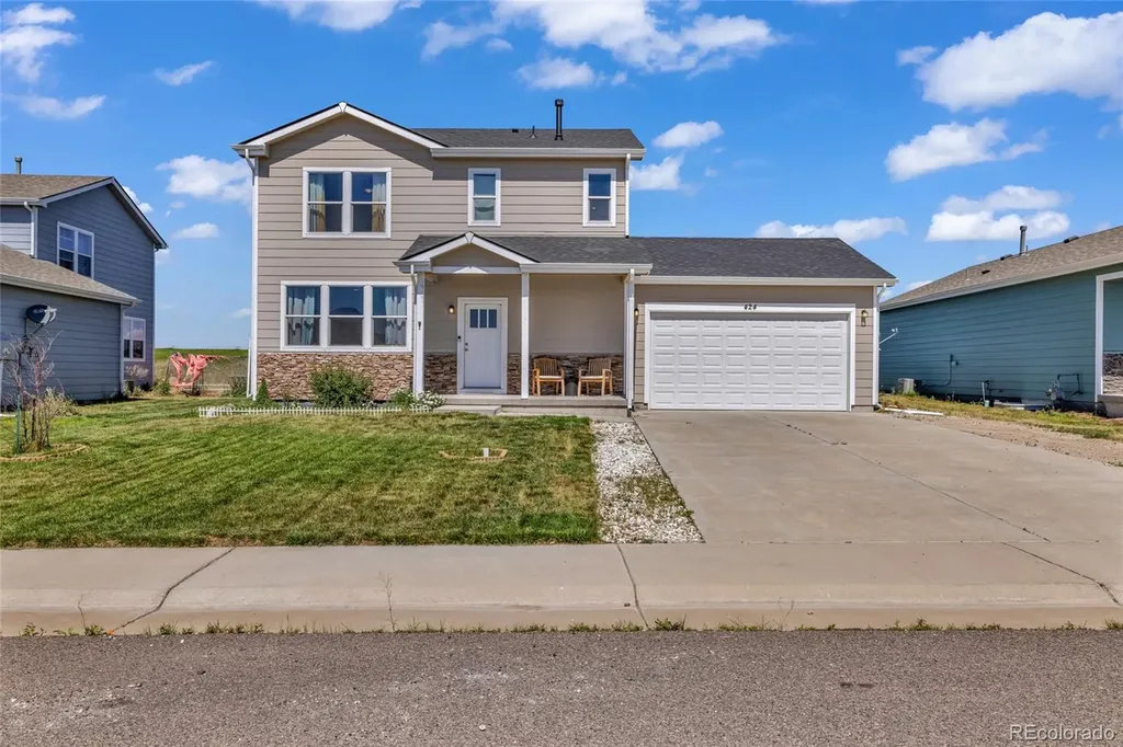 424 S 3rd Avenue Deer Trail CO 80105