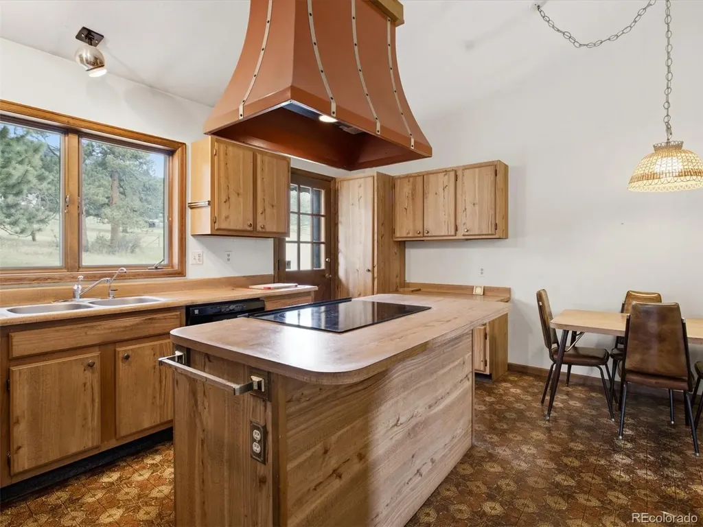 7013 Silverhorn Drive Evergreen CO 80439