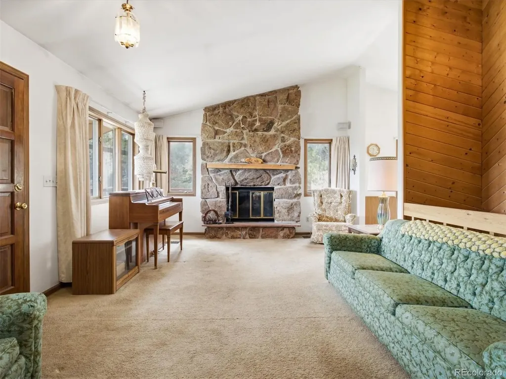 7013 Silverhorn Drive Evergreen CO 80439