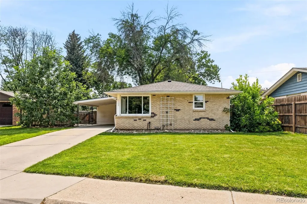 1109 Grant Street Longmont CO 80501