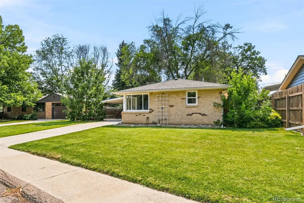 1109 Grant Street Longmont CO 80501