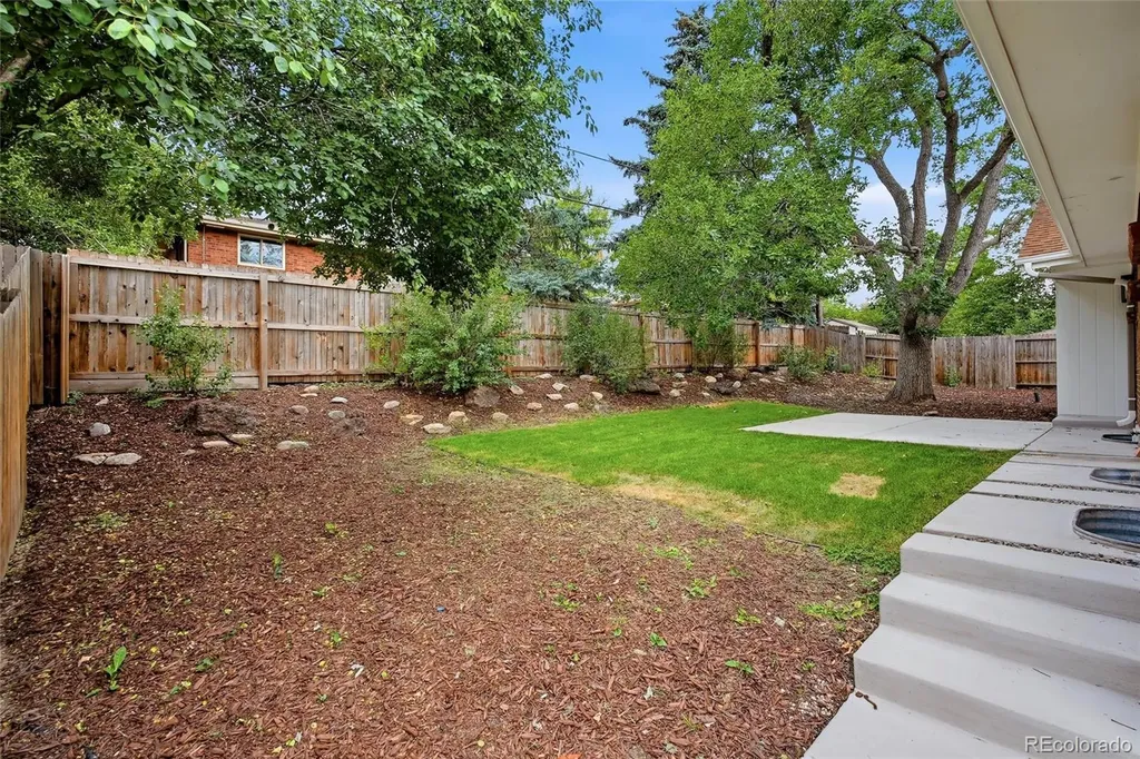 12128 W 62nd Place Arvada CO 80004