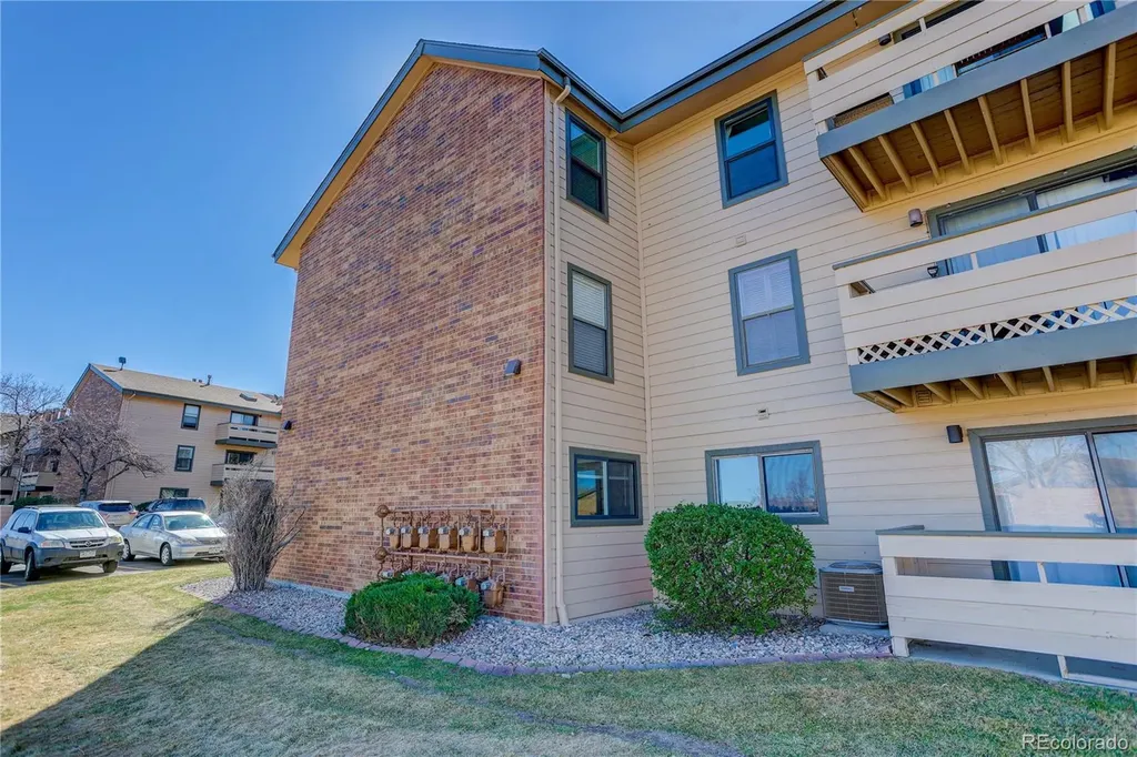 370 Zang Street Lakewood CO 80228