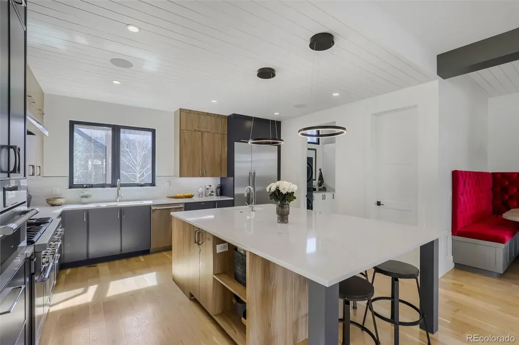 301 Krameria Street Denver CO 80220