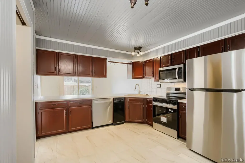 3952 E Weaver Avenue Littleton CO 80121