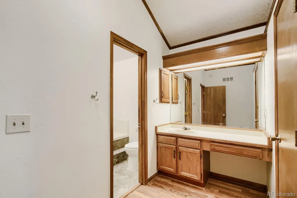 3952 E Weaver Avenue Littleton CO 80121