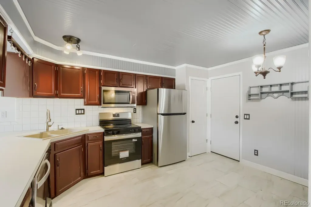 3952 E Weaver Avenue Littleton CO 80121