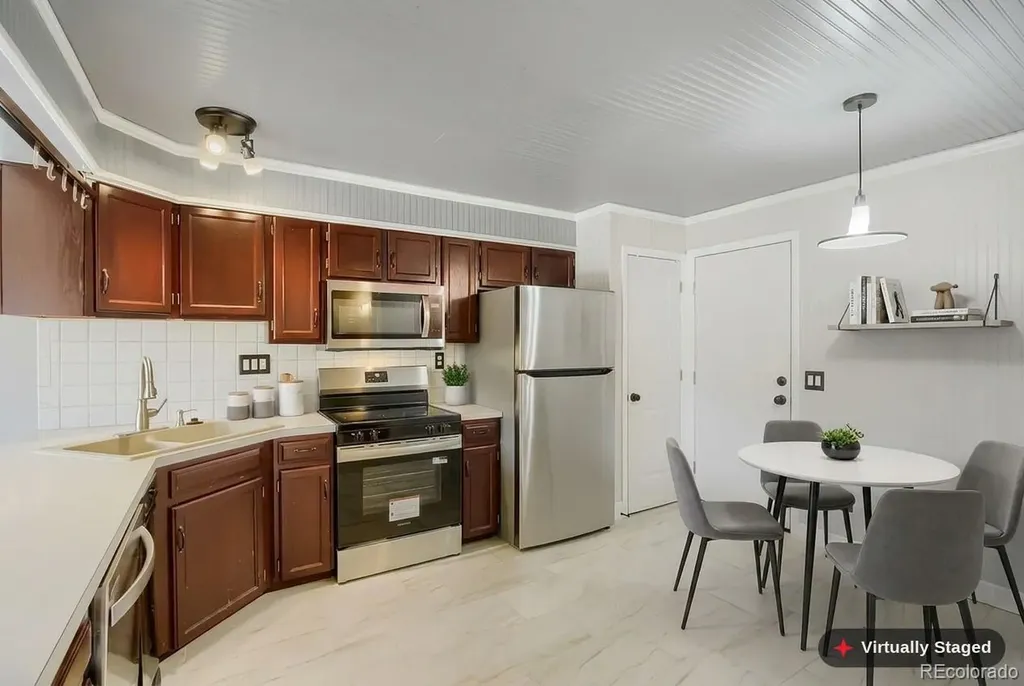 3952 E Weaver Avenue Littleton CO 80121