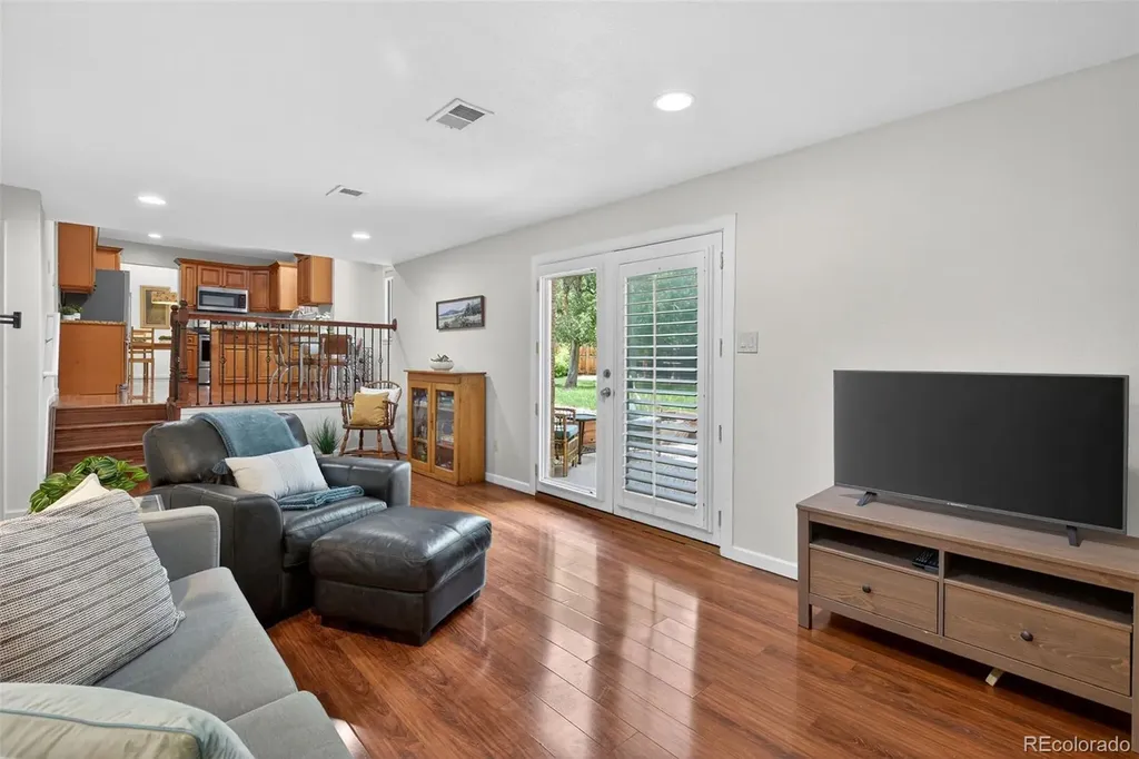 5389 W Hinsdale Avenue Littleton CO 80128