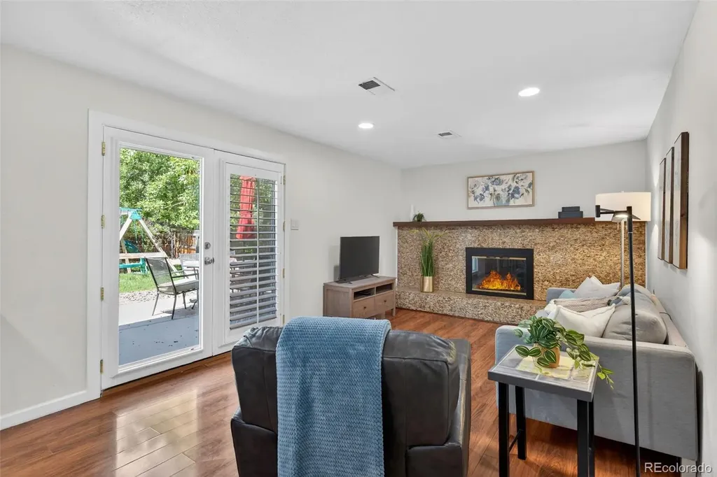 5389 W Hinsdale Avenue Littleton CO 80128
