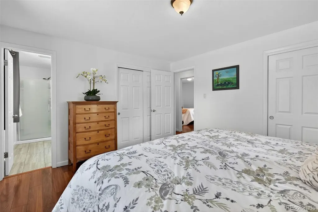5389 W Hinsdale Avenue Littleton CO 80128