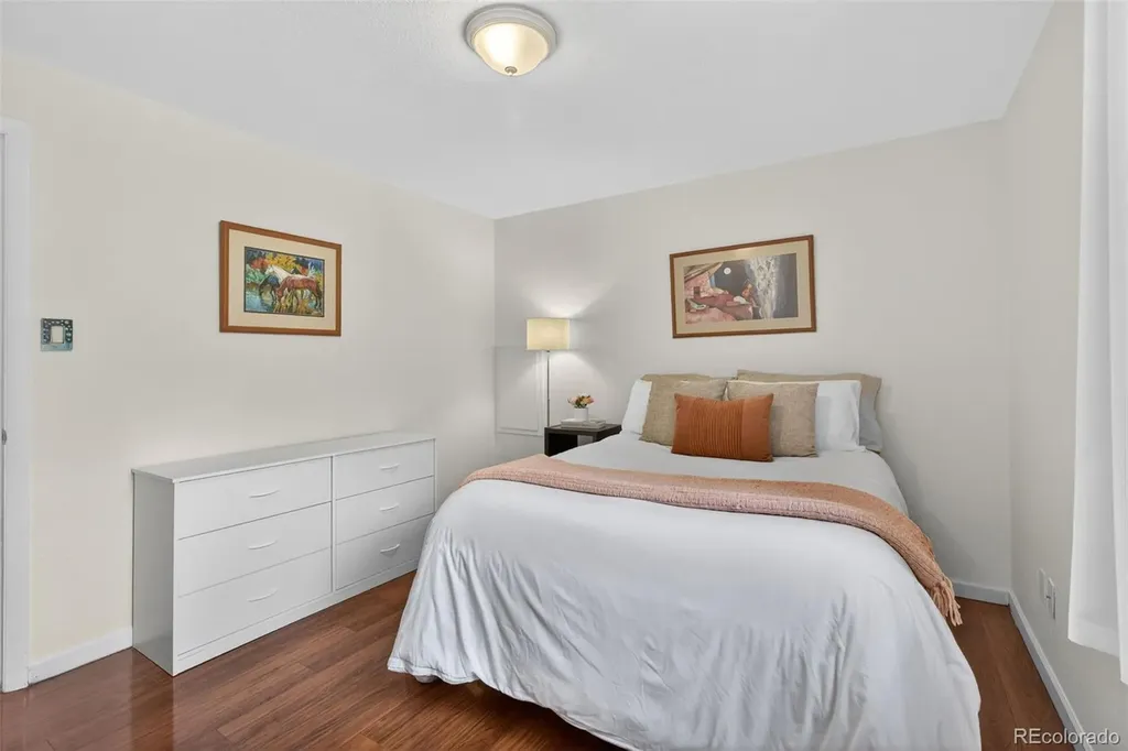 5389 W Hinsdale Avenue Littleton CO 80128