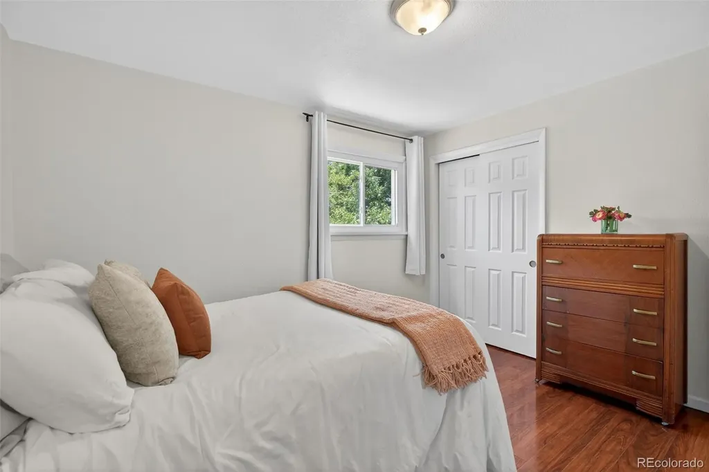 5389 W Hinsdale Avenue Littleton CO 80128