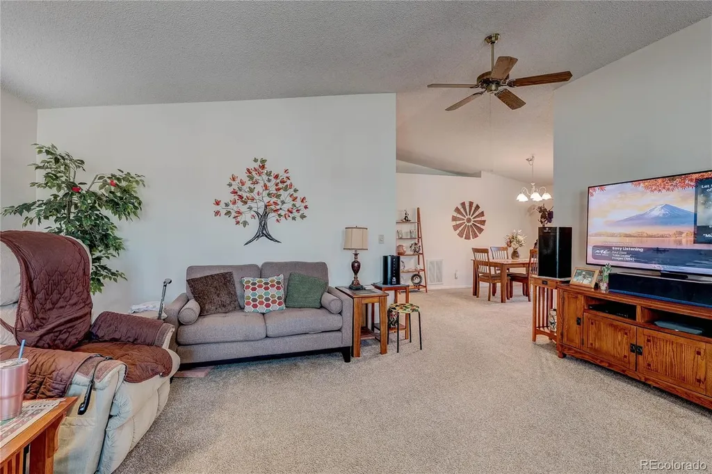 2533 Patriot Heights Colorado Springs CO 80904