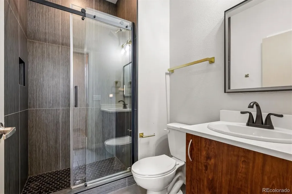 2680 Blake Street Denver CO 80205